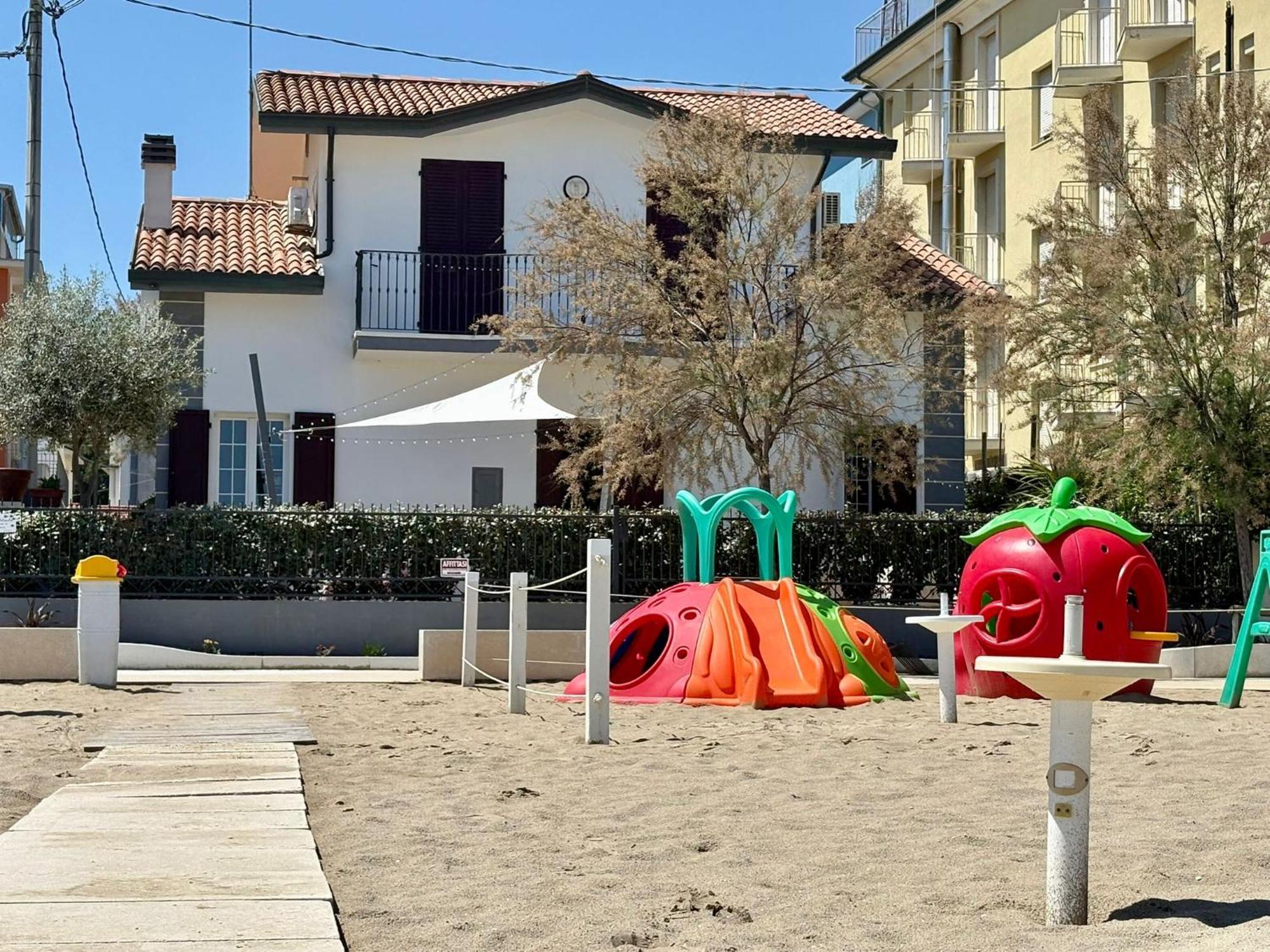 Villa Dolcevita Bellaria-Igea Marina Exterior photo